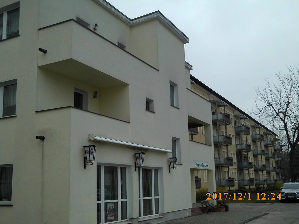 Pension Balkan Eisenhüttenstadt Екстериор снимка